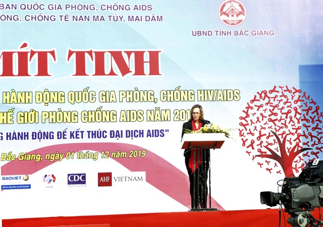 Phó Thủ tướng Vũ Đức Đam: “HIV/AIDS sẵn sàng quay trở lại nếu chúng ta lơ là” ảnh 3