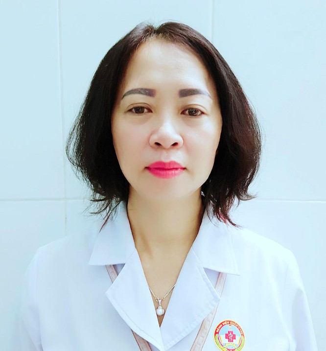 BS Nguyễn Thị Bích Huê (Chủ nhiệm khoa Da liễu, Bệnh viện Quân Y 175)