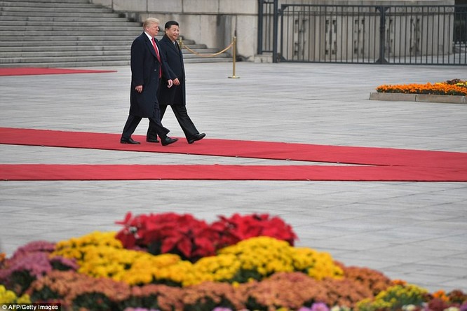 Trung Quốc trải thảm đỏ và ‘núi thỏa thuận’ 250 tỷ USD đón ông Trump ảnh 1