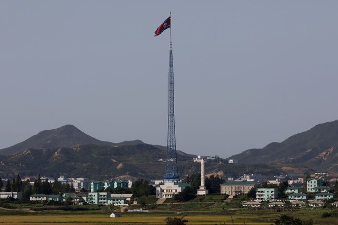 Cận cảnh Bàn Môn Điếm - Nơi mặt đối mặt giữa hai miền Triều Tiên ảnh 21