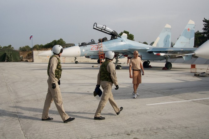 Căn cứ không quân Khmeimim của Nga.