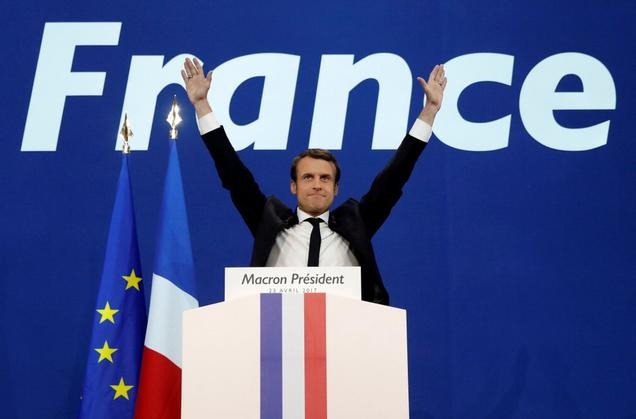 Tổng thống Pháp Emmanuel Macron đã thắng đối thủ trong vòng dồn phiếu.