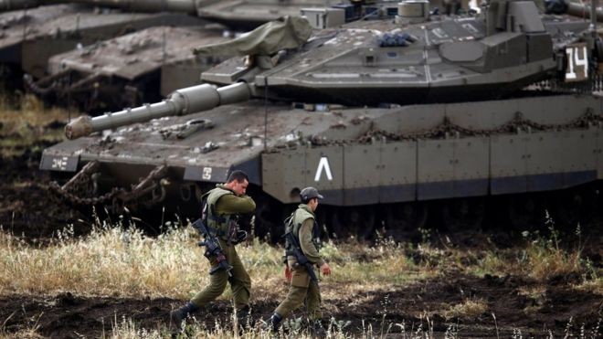 Israel tấn công hàng chục mục tiêu Iran tại Syria ảnh 1