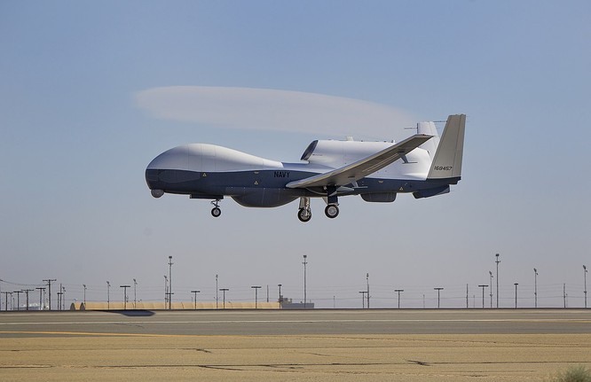 Trung Quốc “khuấy” Biển Đông, Mỹ tung số lượng lớn UAV tuần tra ảnh 1