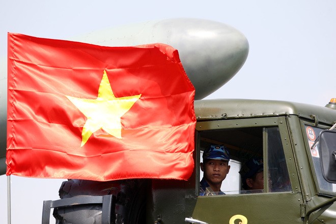 Hải quân Việt Nam ở quân cảng Cam Ranh (ảnh VNE)