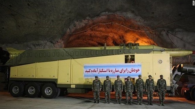 Một loại tên lửa đạn đạo của Iran.