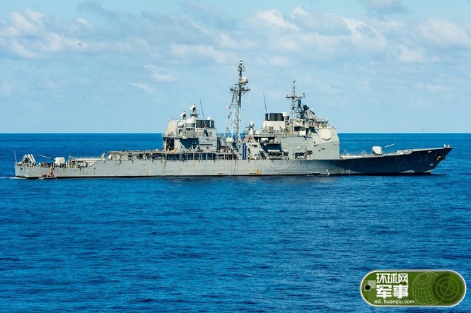Biên đội tàu sân bay Mỹ và tàu hộ vệ FS Guepratte Hải quân Pháp tiến hành tuần tra chung trên Biển Đông. Nguồn ảnh: Thời báo Hoàn Cầu, Trung Quốc.