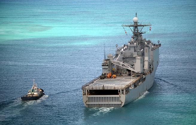 Tàu đổ bộ USS Ashland Hạm đội 7, Hải quân Mỹ.