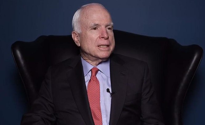 Thượng nghị sĩ John McCain, Chủ tịch Ủy ban Quân sự Thượng viện Mỹ. Ảnh: Dawn.com