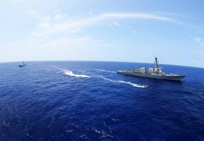 Hải quân Trung Quốc đang tham gia cuộc tập trận Vành đai Thái Bình Dương-2016. Ảnh: Thời báo Hoàn Cầu, Trung Quốc.