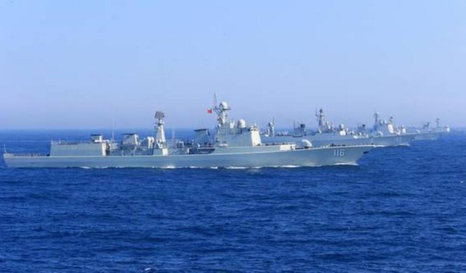Hải quân Trung Quốc và Nga tổ chức tập trận chung 