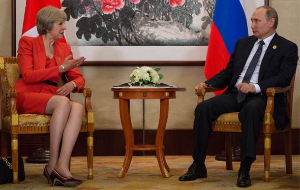 Thủ tướng Anh Theresa May muốn đối thoại thẳng thắn với Nga ảnh 2