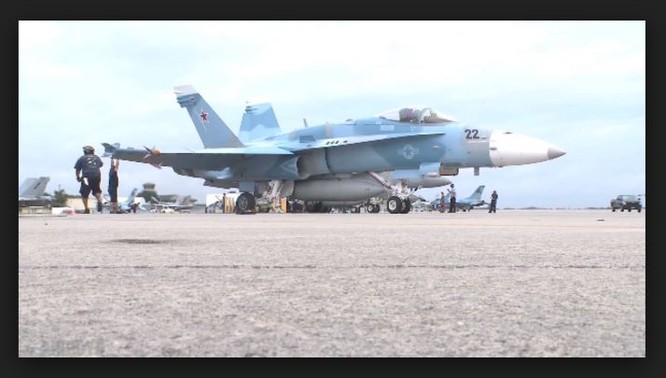 Vì sao chiến đấu cơ F/ A-18 Mỹ sơn màu ngụy trang của máy bay Nga? ảnh 1