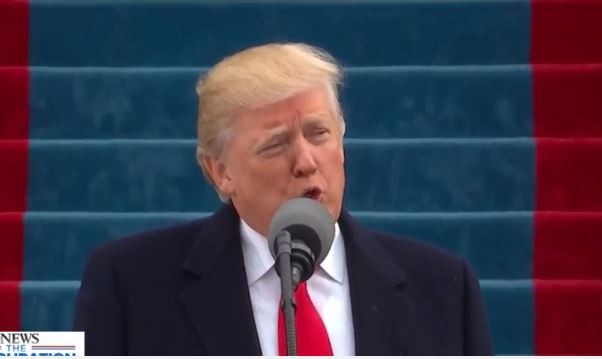 Trong bài diễn văn ngay sau đó ông Trump cảm ơn người dân Mỹ, nhắc tới Tổng thống Obama và các cựu tổng thống thế hệ trước.