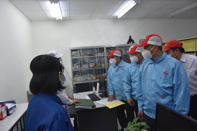 Bộ Y tế chỉ đạo tỉnh Đồng Nai bố trí nơi ăn ở cho công nhân, đảm bảo chống dịch, an toàn sản xuất ảnh 1