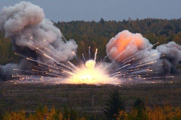 Pháo phản lực Smerch của Nga hủy diệt 67 héc-ta chỉ với 1 phát bắn ảnh 3