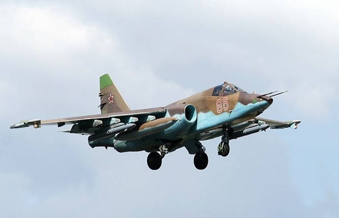 Hơn 50 máy bay Nga tham gia oanh kích IS ở Syria ảnh 2