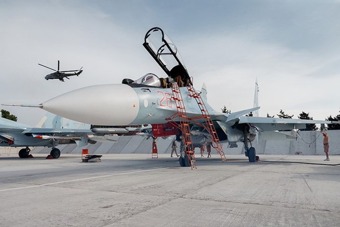Máy bay Nga đánh sập cầu trên sông Euphrate, quân IS sắp đói ảnh 3