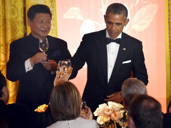 Ông Obama, ông Tập trong một buổi tiệc tại Mỹ