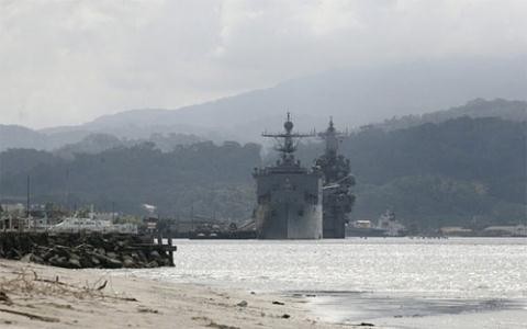 Chiến hạm Mỹ ở vịnh Subic, Philippines vào tháng 10/2014. Ảnh: Reuters.