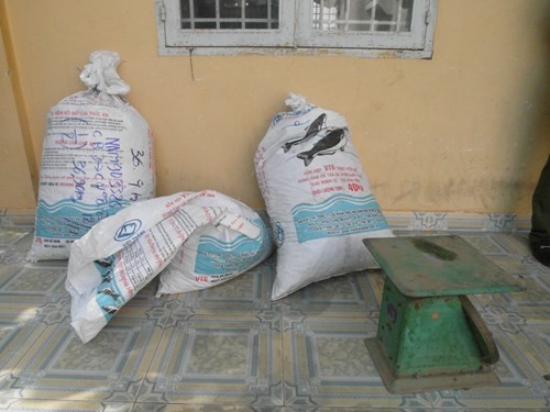 Bắt vụ vận chuyển 72 kg đỉa sấy khô từ Campuchia vào Việt Nam ảnh 2