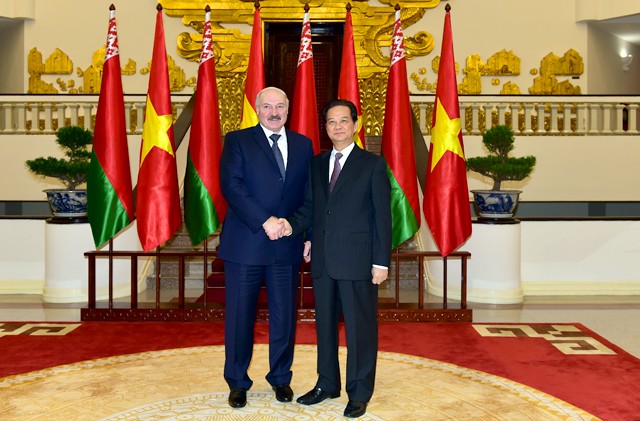 Thủ tướng Nguyễn Tấn Dũng hội kiến Tổng thống Belarus ảnh 1
