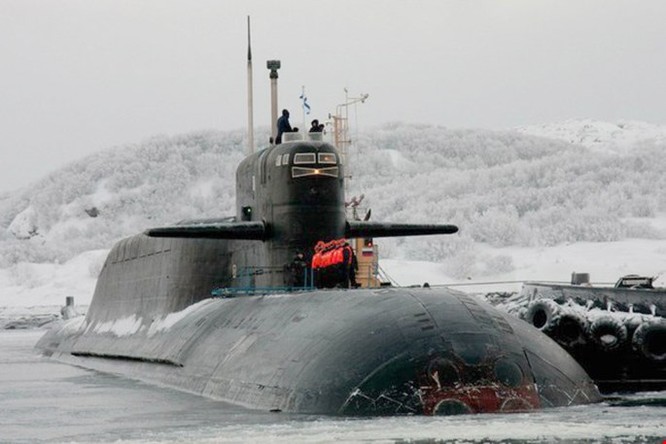 Clip Tàu ngầm Nga phóng thành công tên lửa liên lục địa Sineva ảnh 1
