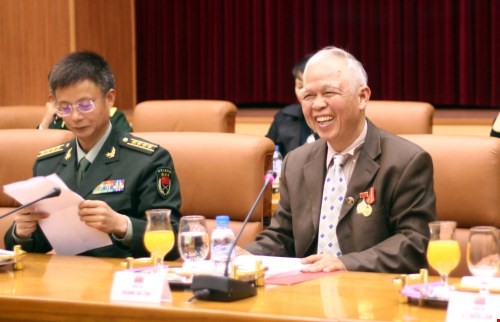 Bộ trưởng Quốc phòng Phùng Quang Thanh: "Mong được tiếp nhiều cựu binh Trung Quốc" ảnh 3