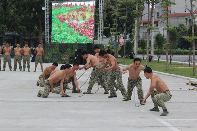 Mục kích đặc công Việt Nam diễn tập chống khủng bố ảnh 14