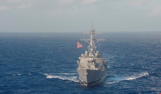 Tàu khu trục USS Lassen chấm dứt 10 năm tuần tra Biển Đông ảnh 1