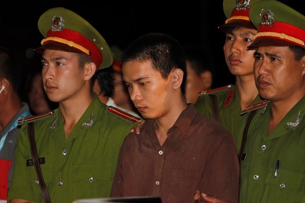 Hơn 10.000 người ký tên xin cho Vũ Văn Tiến thoát án tử vụ 'thảm sát Bình Phước' ảnh 1