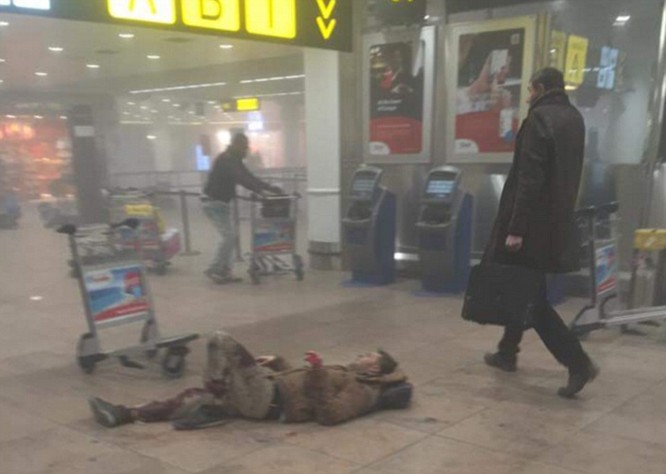 Tấn công khủng bố liên tiếp ở Bỉ: 34 người chết ảnh 4