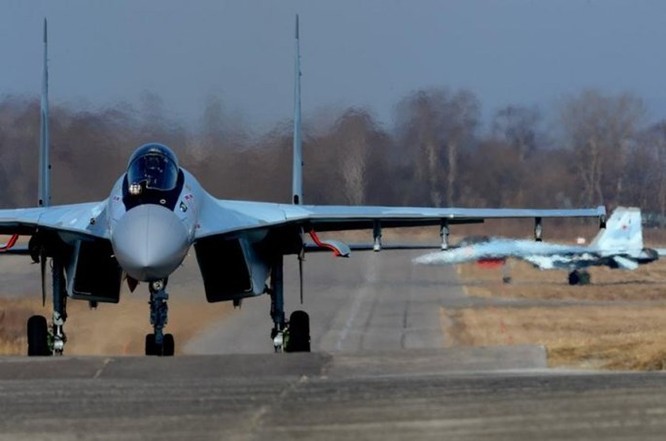 Báo Nga: Việt Nam sẽ mua 1 phi đội tiêm kích Su-35 ảnh 1