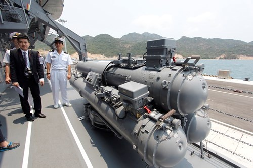 Hải quân Việt Nam đón 2 tàu hộ vệ Hải quân Nhật Bản tại Cảng Cam Ranh ảnh 5