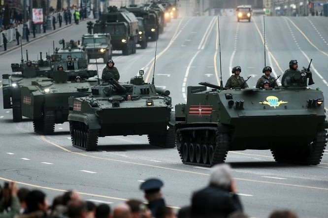 Video 360 độ diễn tập diễu binh Ngày Chiến thắng ở Nga ảnh 7