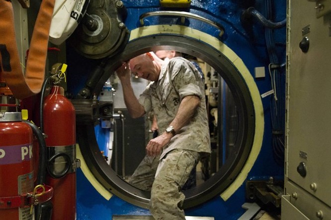 Cuộc sống bên trong một tàu ngầm hạt nhân Mỹ ảnh 4