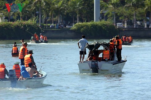 Đã tìm thấy 3 thi thể nạn nhân trong vụ chìm tàu chở 56 người ở Đà Nẵng ảnh 6
