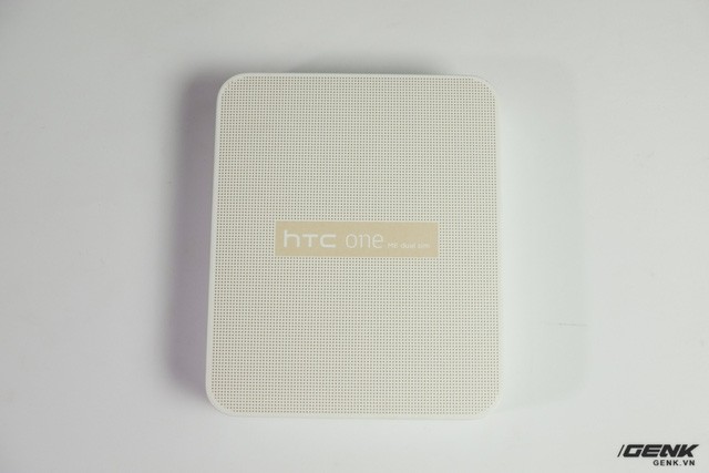 Mở hộp HTC One ME: Đối thủ mới của Galaxy J7 Prime và Oppo F1s, màn hình 2K, giá 6.29 triệu ảnh 1