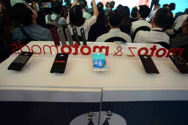 “Dao cạo” Moto Z chính thức ra mắt tại Việt Nam, giá 15,9 triệu đồng ảnh 1