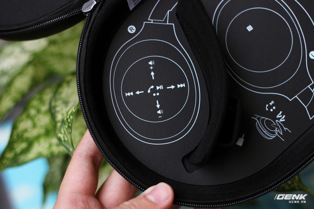 Muốn thống trị thị trường tai nghe không dây, Bose và Beats cần “bước qua xác” flagship này của Sony ảnh 5
