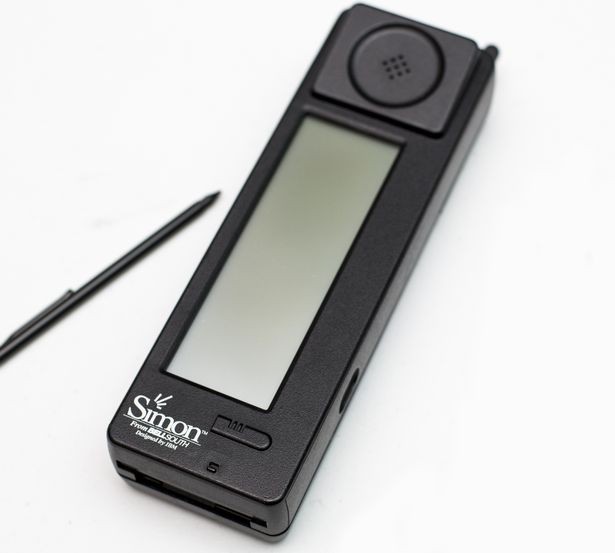 10 “huyền thoại” đốn tim biết bao thế hệ mong chờ ngày hồi sinh hơn cả Nokia 3310 ảnh 2