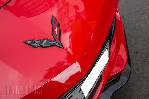 ‘Quỷ đỏ’ Chevrolet Corvette C7 Z06 giá 7 tỉ đồng dạo phố Sài Gòn ảnh 4