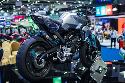 Tương lai nào đợi chờ chiếc mô tô 150cc đốn triệu trái tim của Honda ảnh 2