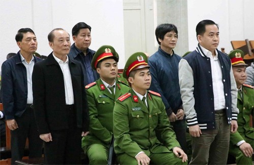 Tuyên phạt ông Trần Việt Tân 36 tháng tù, ông Bùi Văn Thành 30 tháng tù ảnh 2