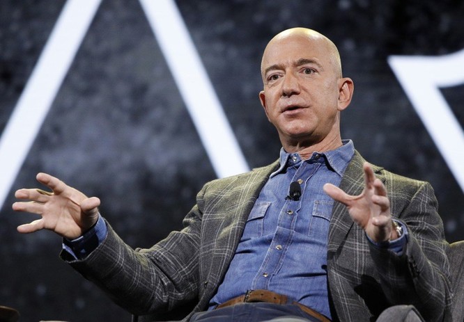 Các tỷ phú công nghệ như Zeff Bezos, Bill Gates đi xe gì? ảnh 1