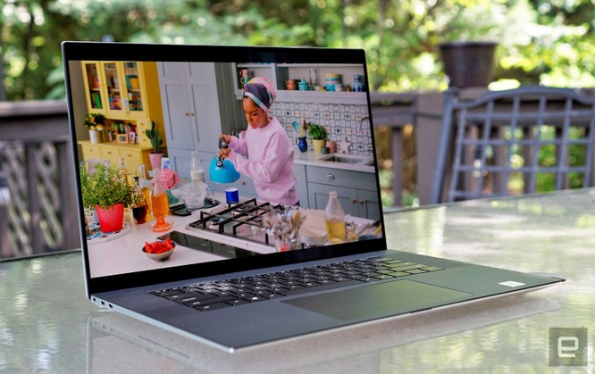 So sánh Dell XPS 17 9700 và Macbook Pro 16: Đâu là chiếc laptop phục vụ tốt cho công việc đồ họa ảnh 3