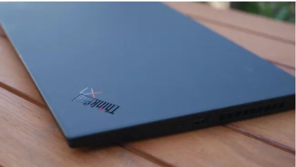So sánh ThinkPad X1 Carbon Gen 8 và Dell XPS 13: Laptop nào dành cho doanh nhân? ảnh 3