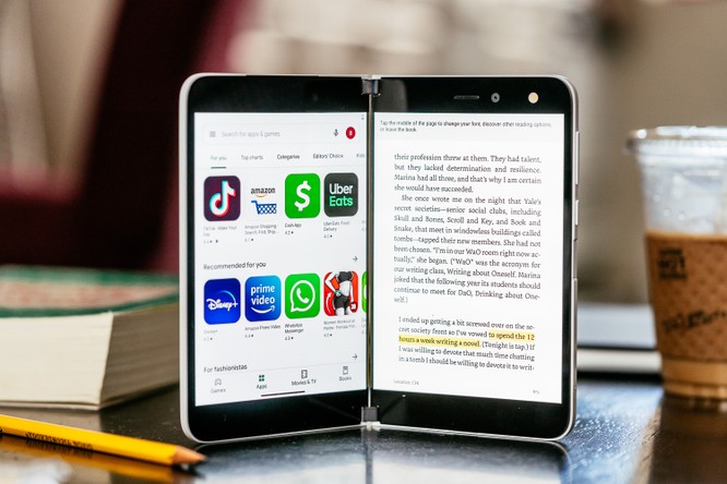 Samsung Galaxy Z Fold 2 và Surface Duo: Nên chọn điện thoại gập nào trong tầm giá 50 triệu đồng? ảnh 5