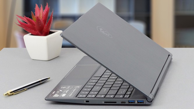 MSI Modern 14 vs Asus Zenbook 14 UX425: Laptop tầm trung cho dân văn phòng ảnh 1