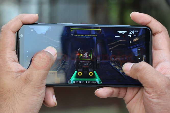 Asus ROG Phone 3 vs Black Shark 3 Pro: Đâu là chiếc smartphone gaming đáng mua? ảnh 6
